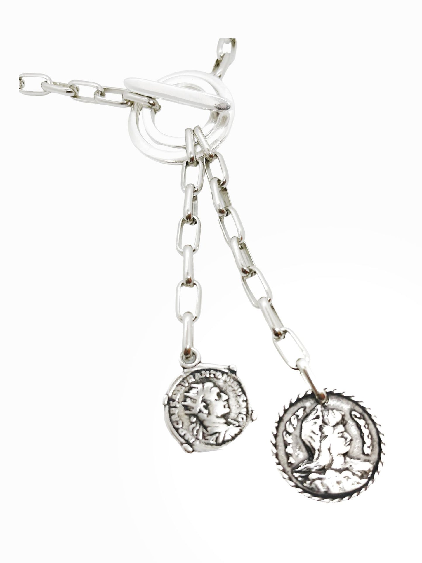 Collar corbatero con doble moneda cierre Barra en plata