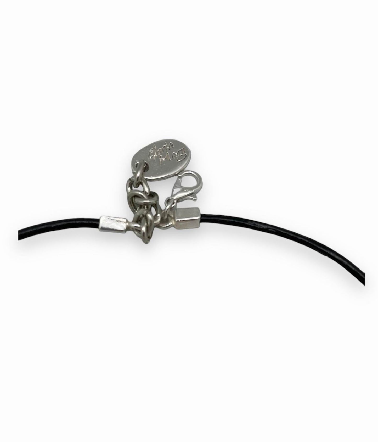 Gargantilla cuero y colgate Azca en plata vieja