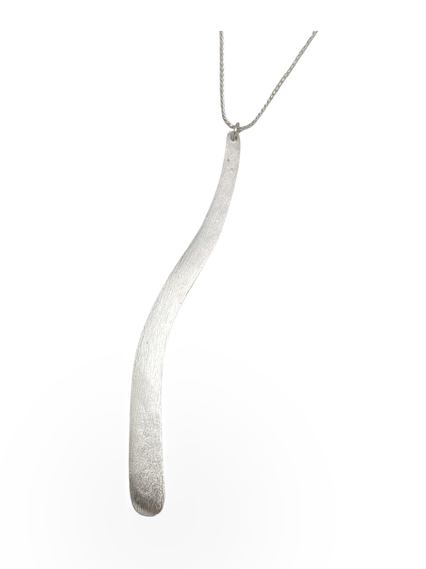 Collar Onda en plata chapado con cadena 40cm