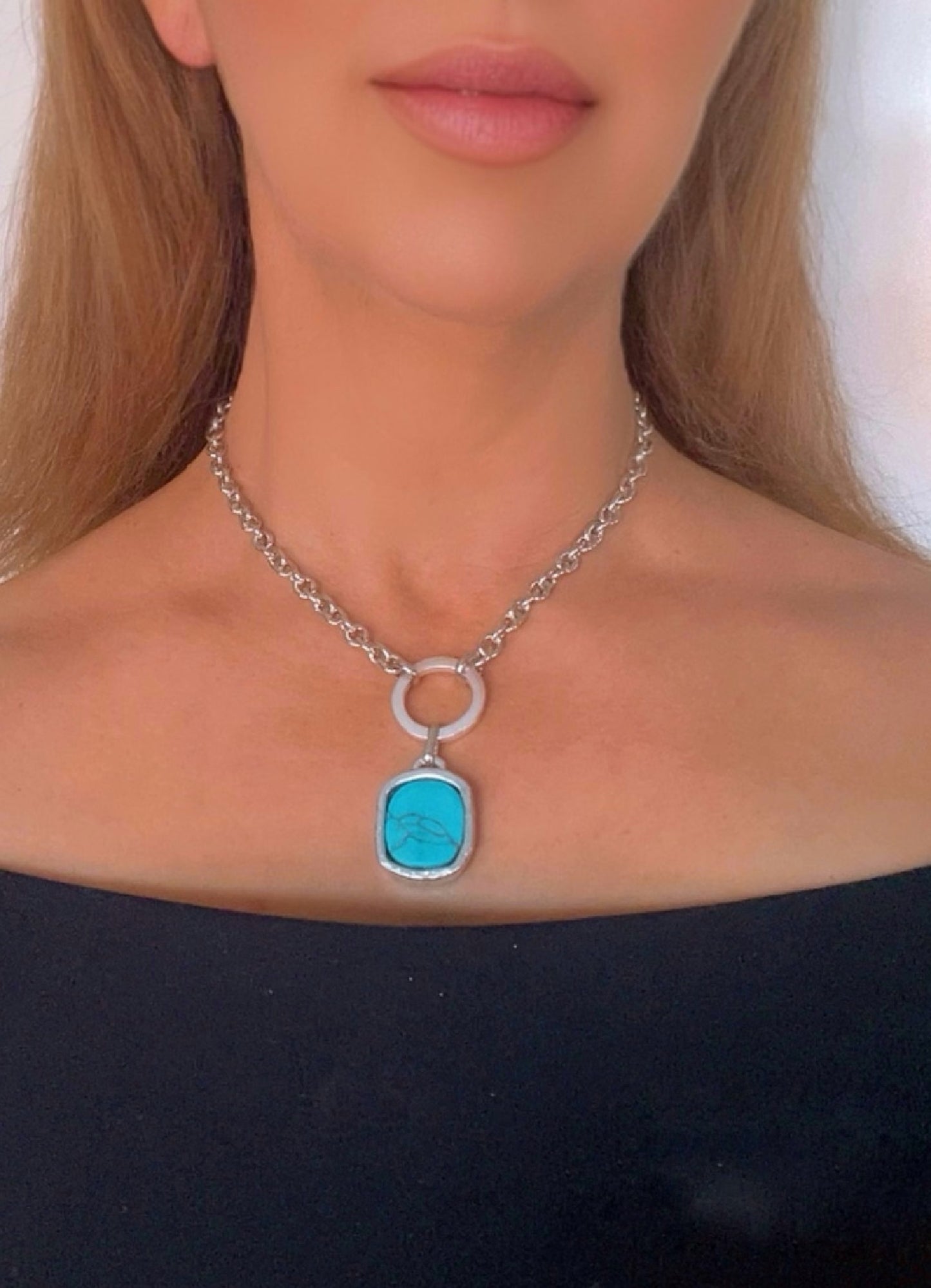 Collar turquesa colgante en plata chapado 10µ