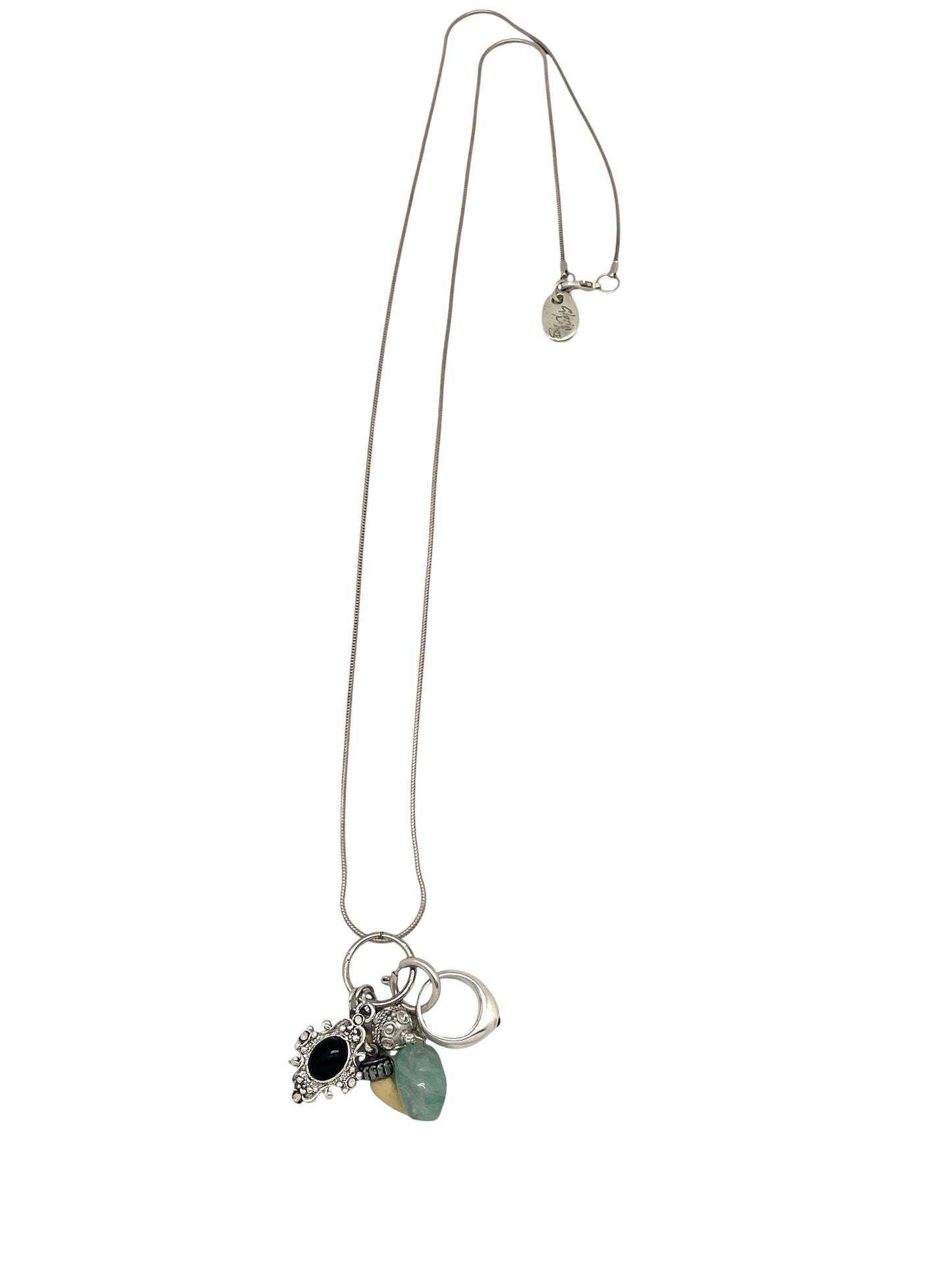 Collar largo Drift plata 10µ con anillo y otros charms