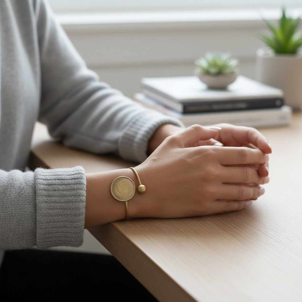 Pulseira ajustável banhada a ouro Moon em latão e zamak