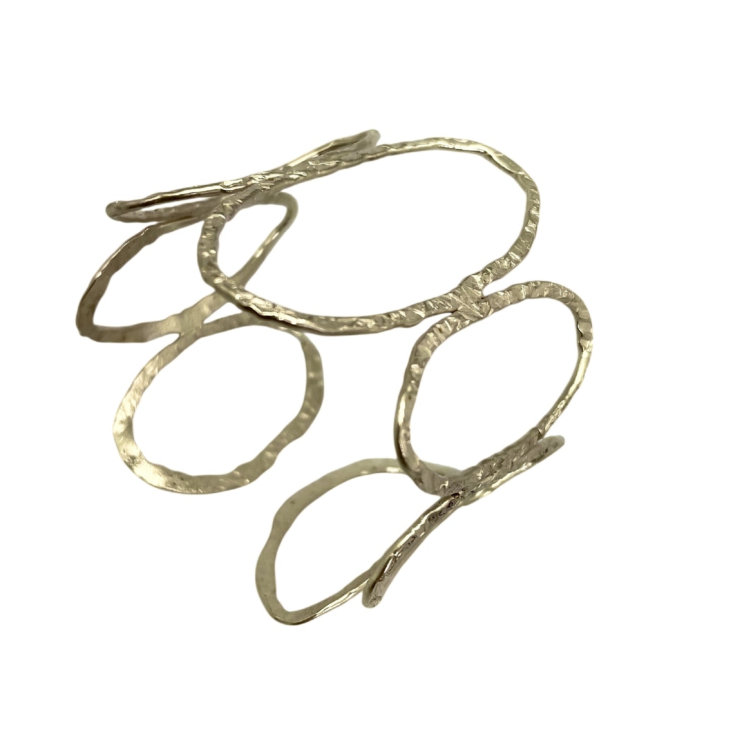Brazalete Orion en laton dorado ajustable