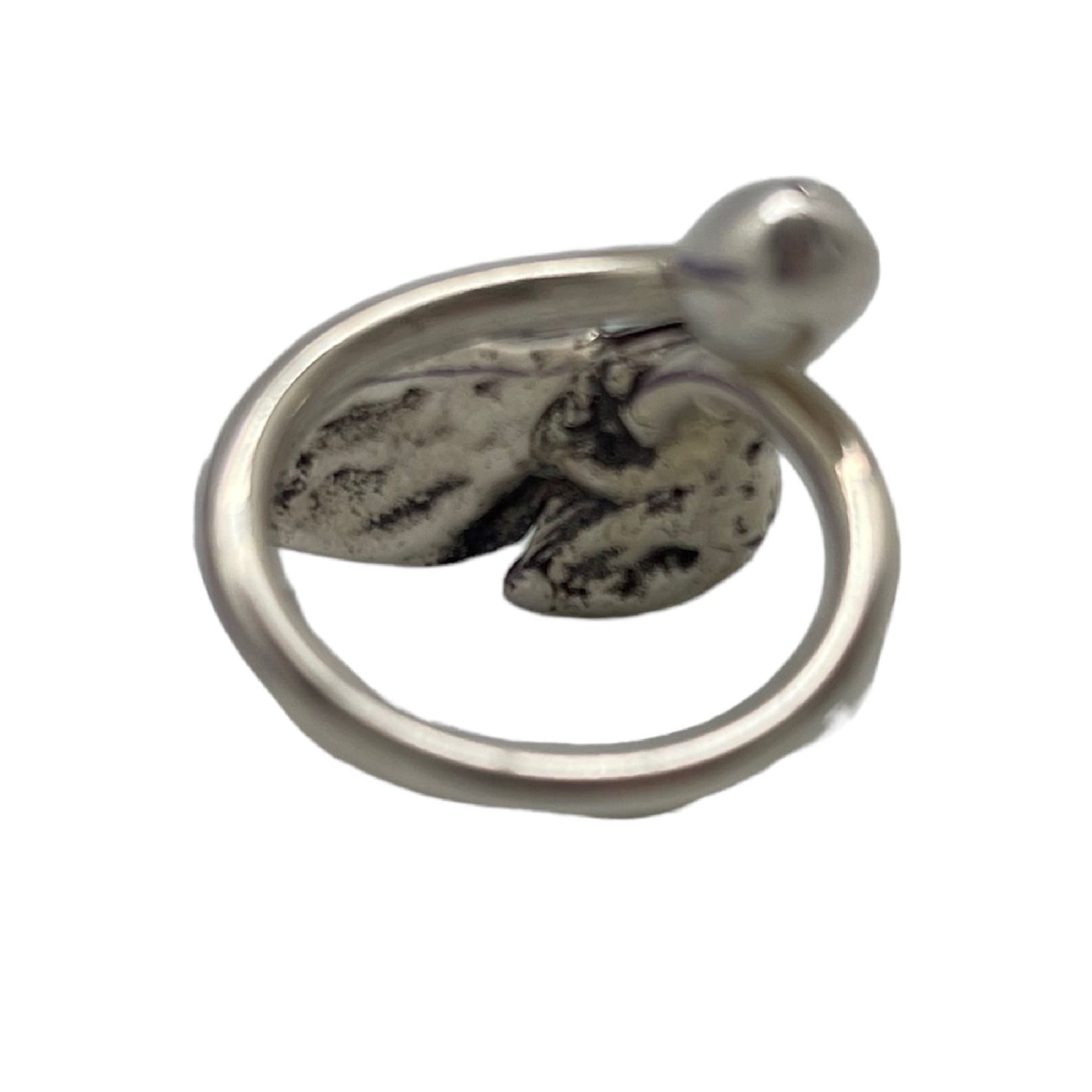 Anillo "Gloria Mago" flor y bola chapado ajustable