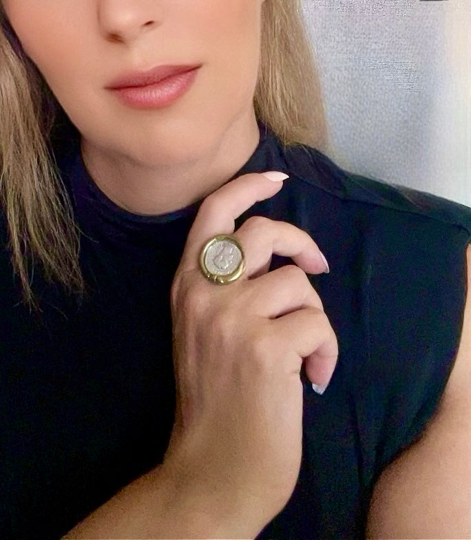 Anillo moneda mix vintage dorado-latón y plata chapado 10µ