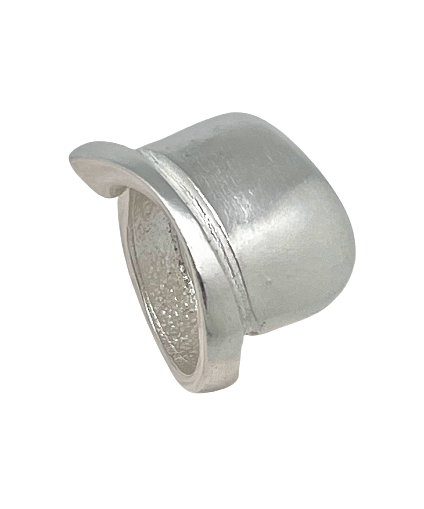 Anillo Twister en plata chapado,10µ