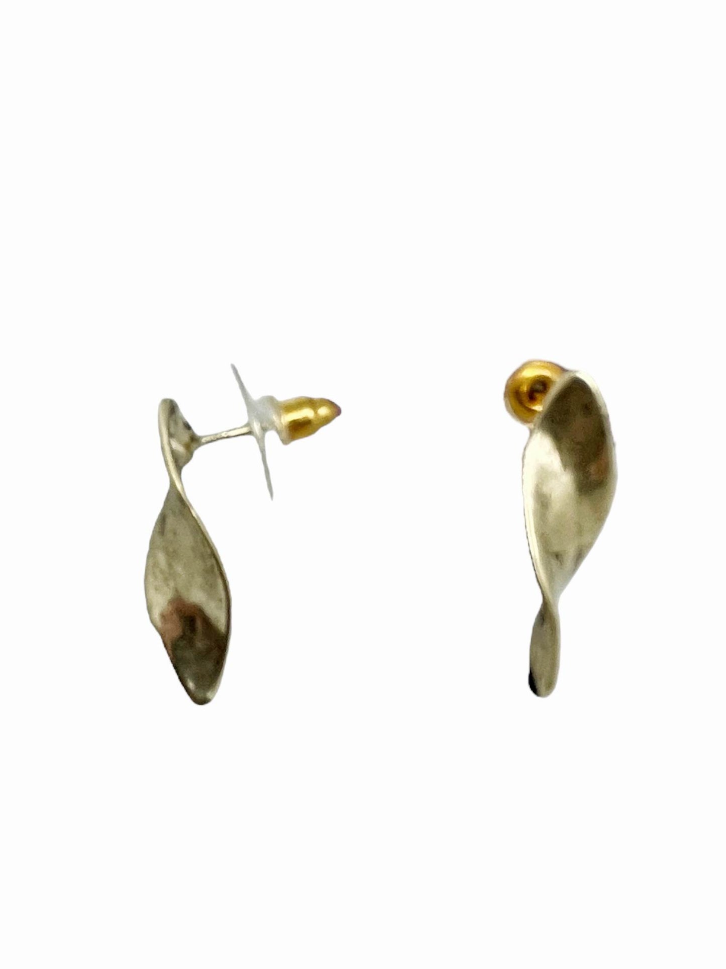 Conjunto de 2 pares de pendientes en forma de helice en zamak dorado