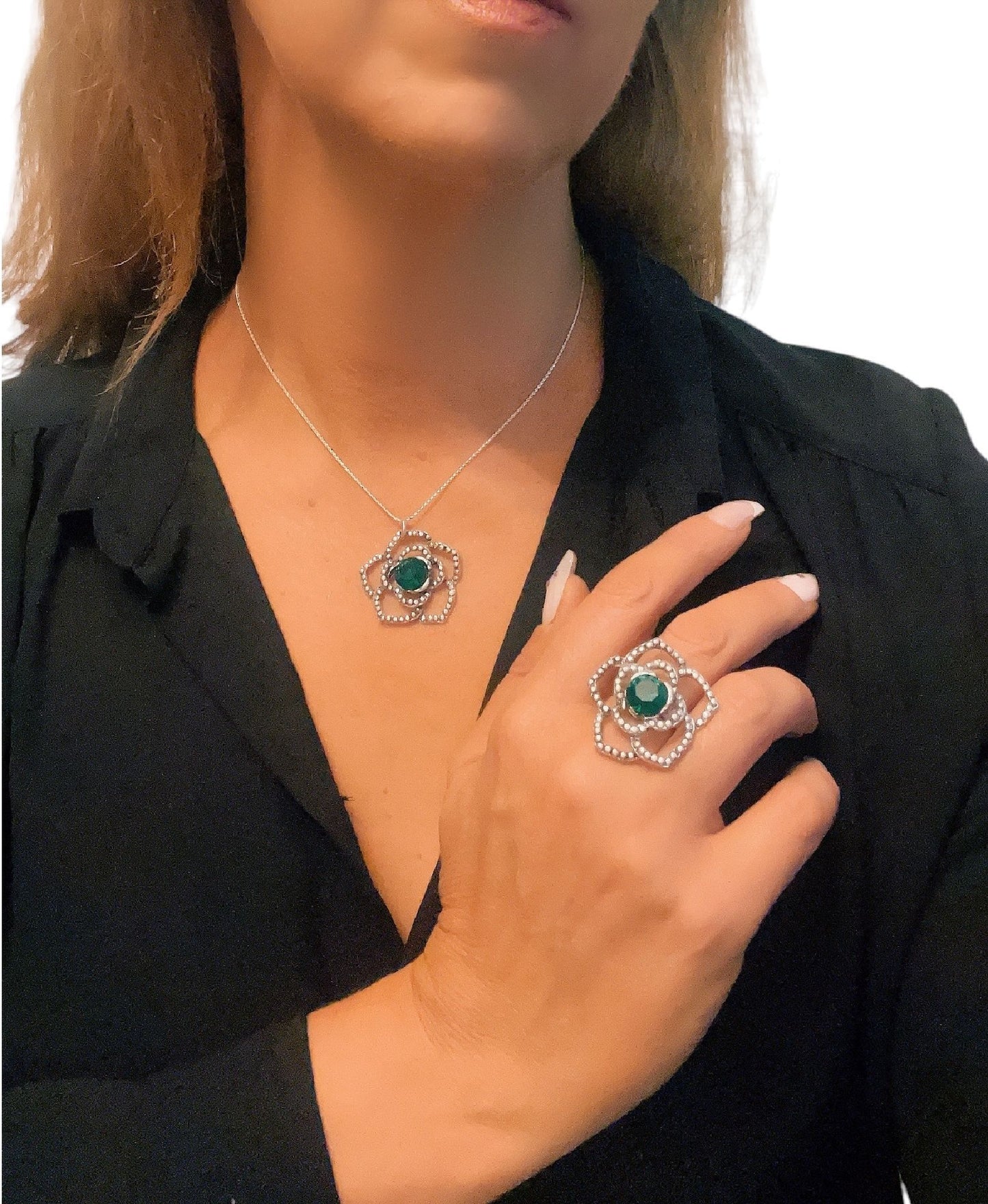 Conjunto "OZ" collar y anillo verde SW