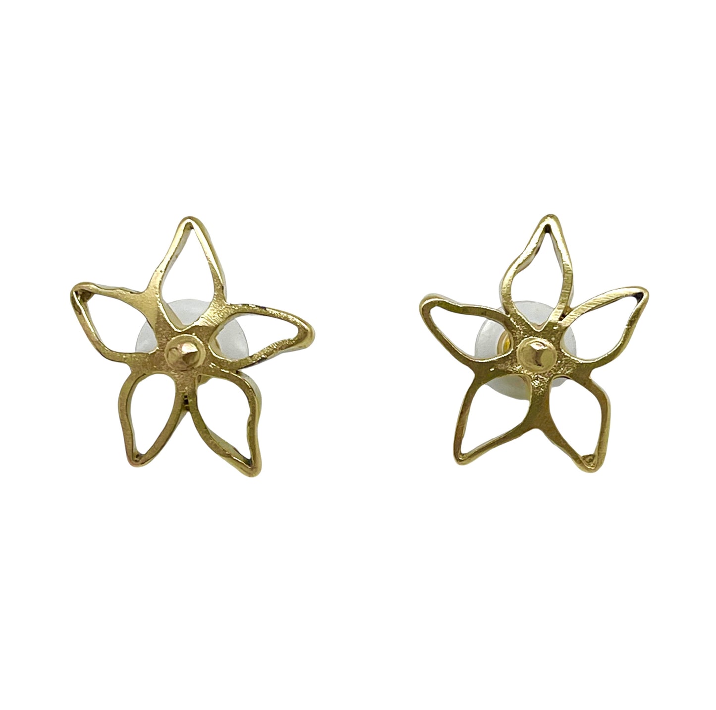 Pendiente botón dorado flor Gloria Mago diseño moda calidad