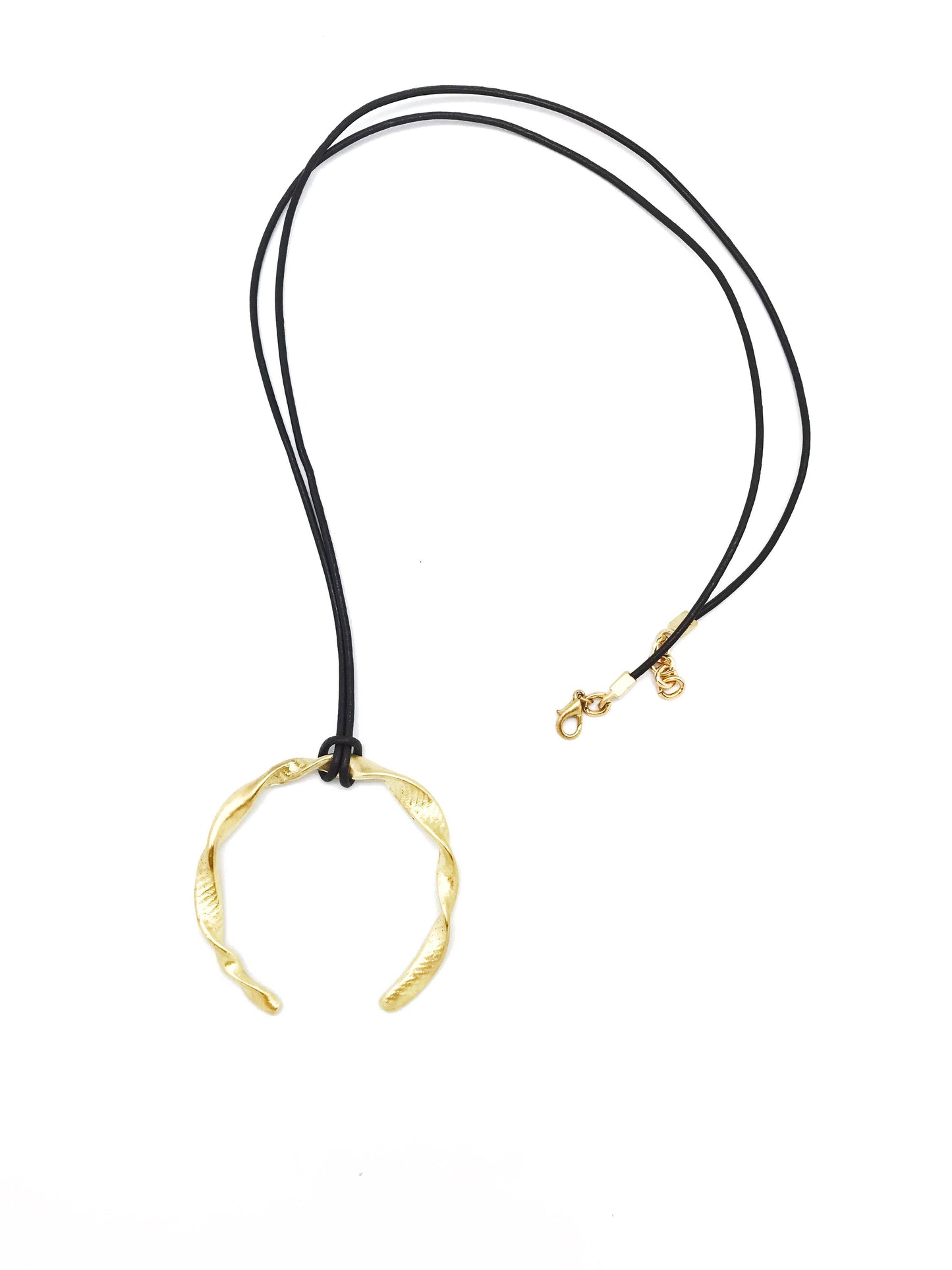 Collar largo cuero rizado y luna 80cm