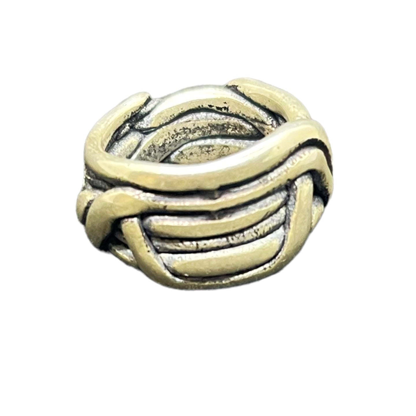 Anillo "Anidado" en dorado