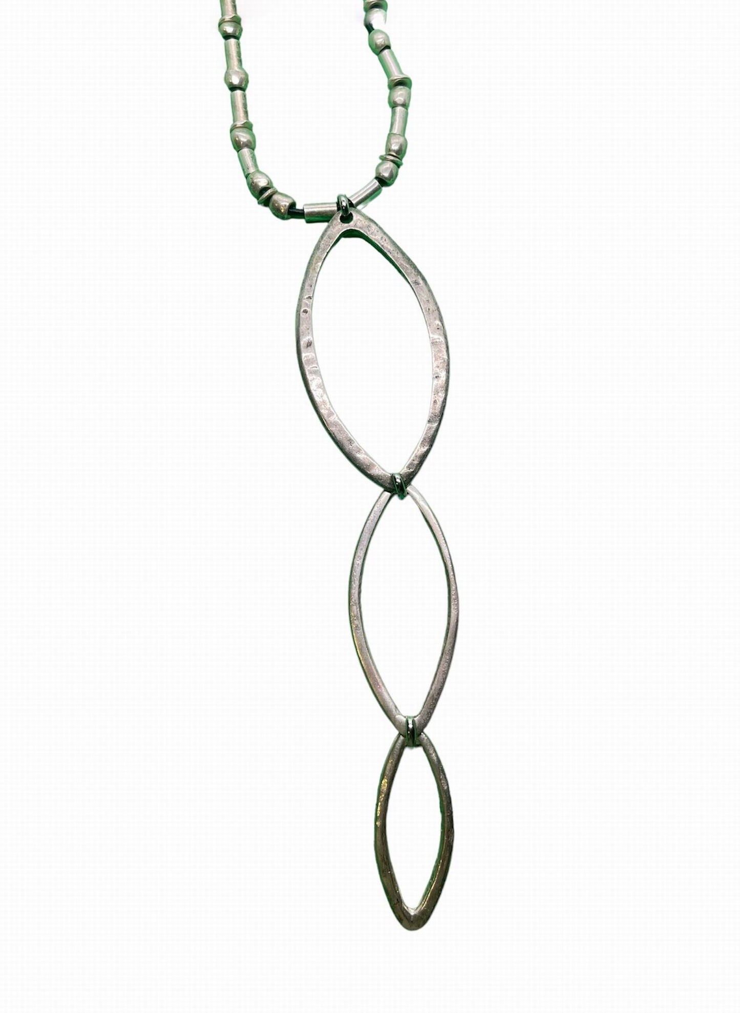 Collar largo rombos cascada plata