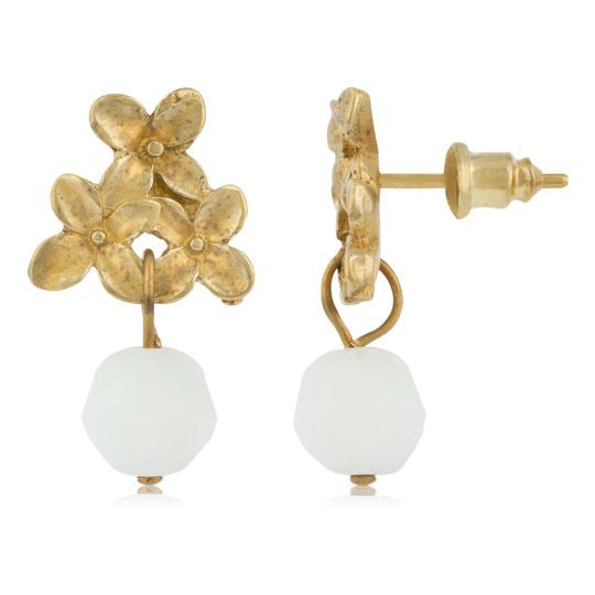 Conjunto collar-pendiente dorado"Bouquet blanco"