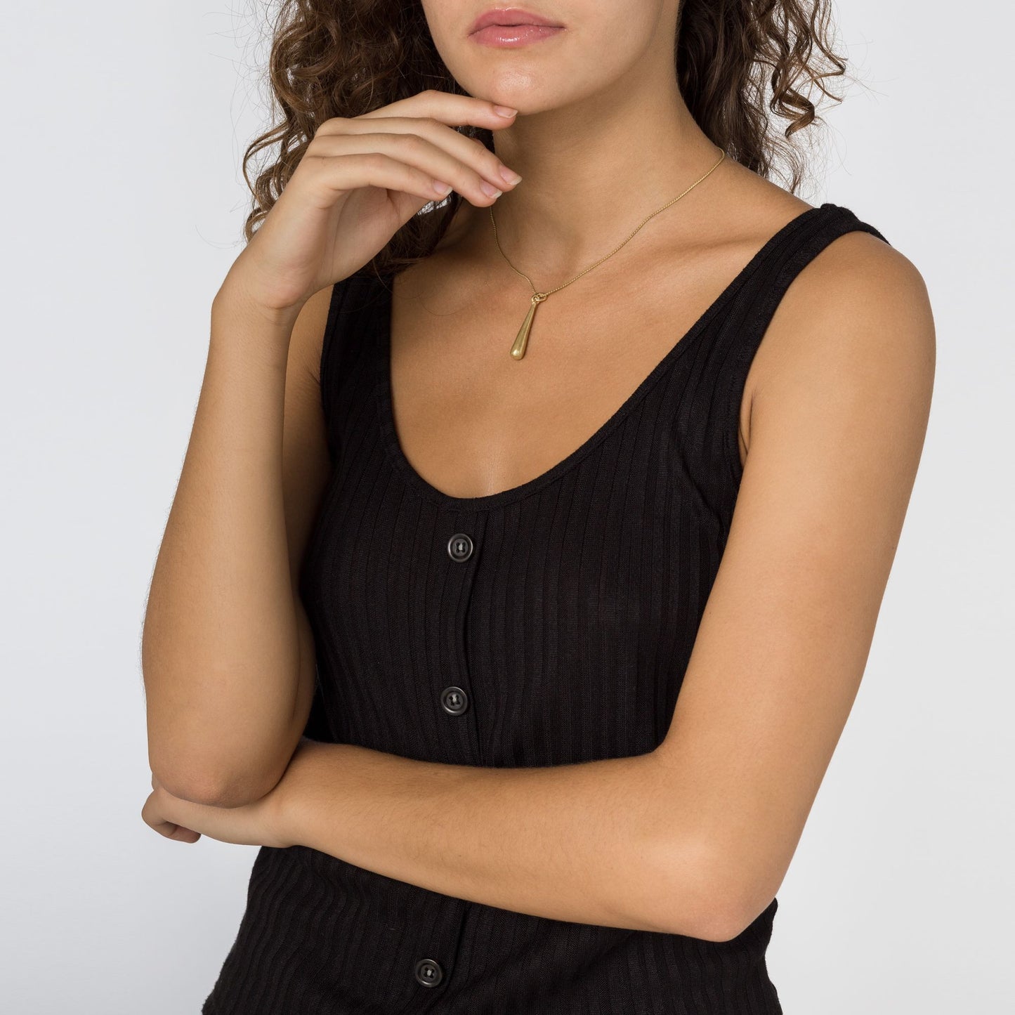 Gold plated "fine-drop" pendant choker