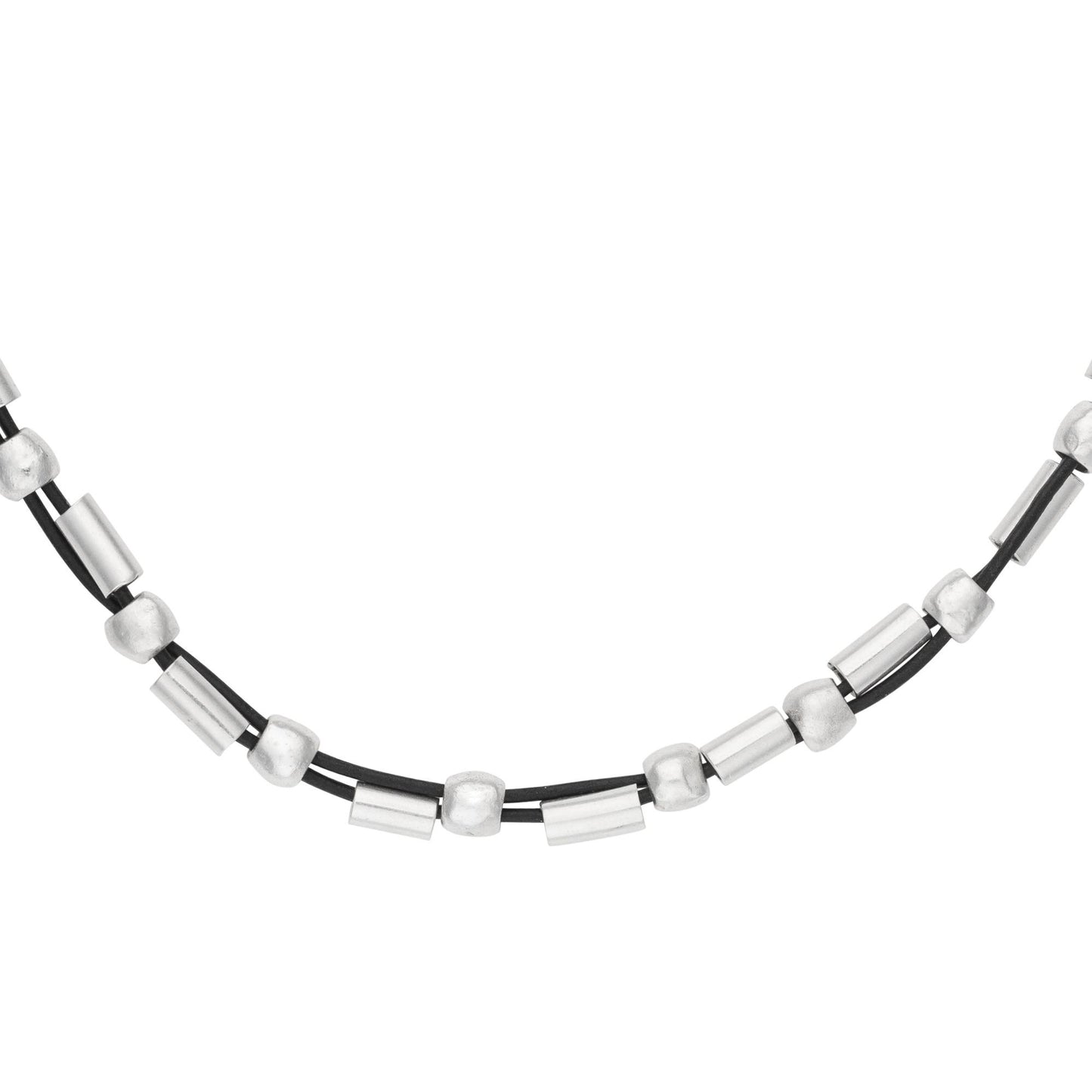 Gargantilha couro preto e banho prata 40cm