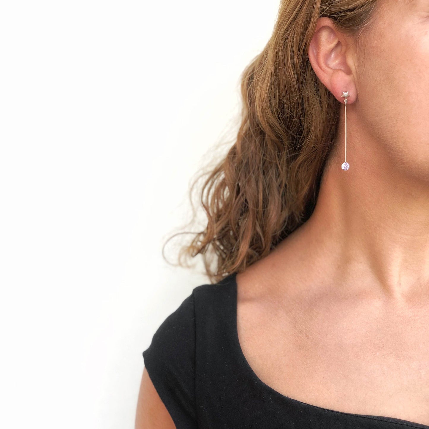 Brinco Pendulum2 VT "Unique Silver" em prata 925 com cristal Sw violeta