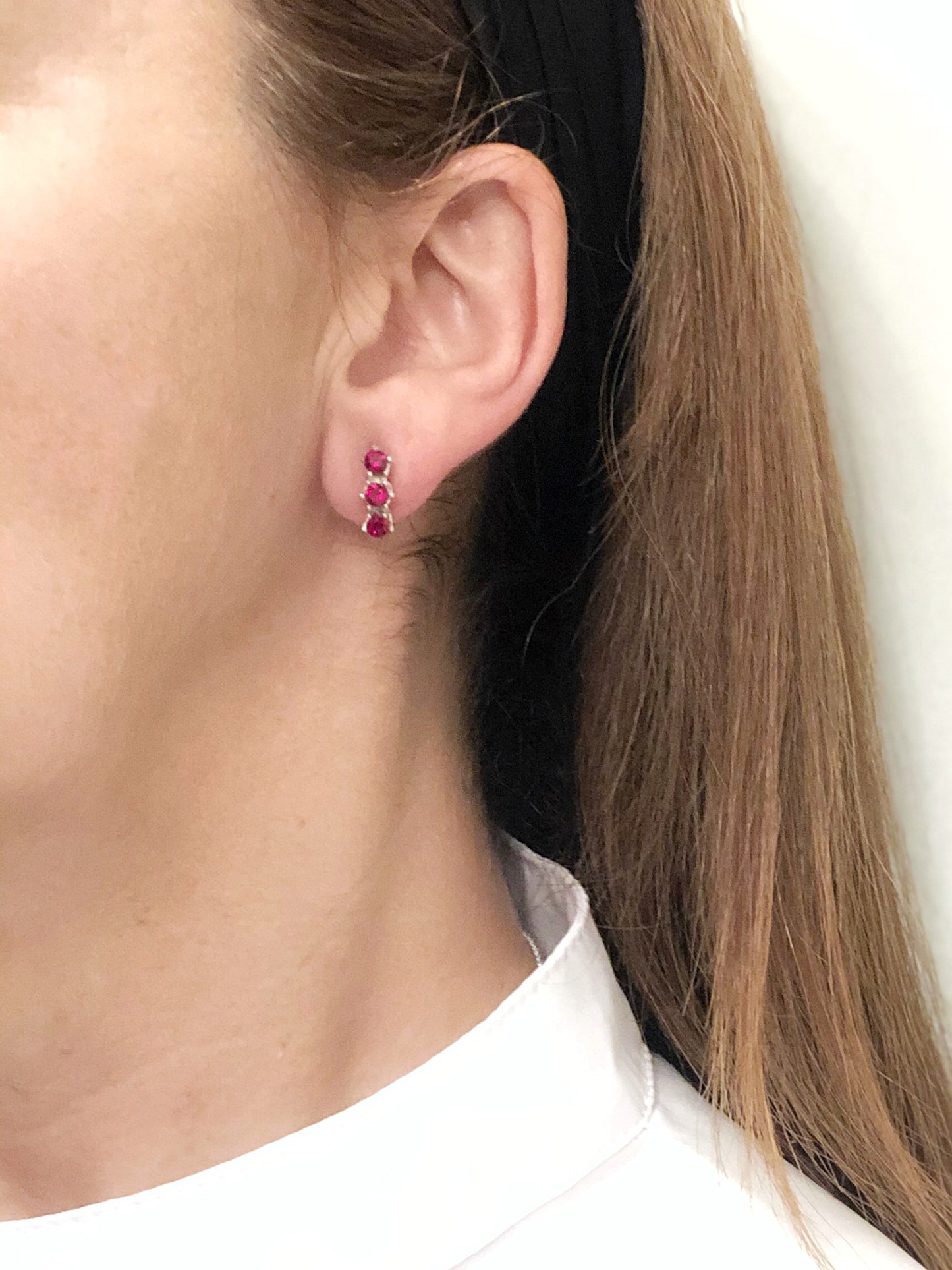 Brinco de cristal Swarovski prata "3 rubis" prata