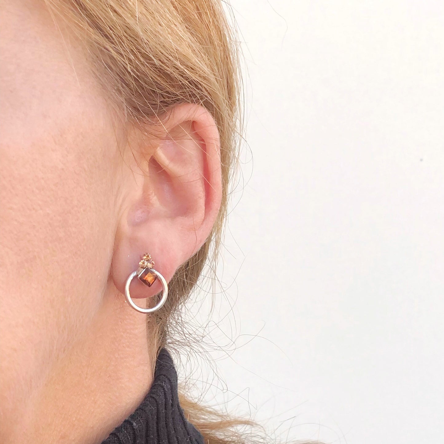 Brinco de topázio Swarovski "Clone" em prata esterlina