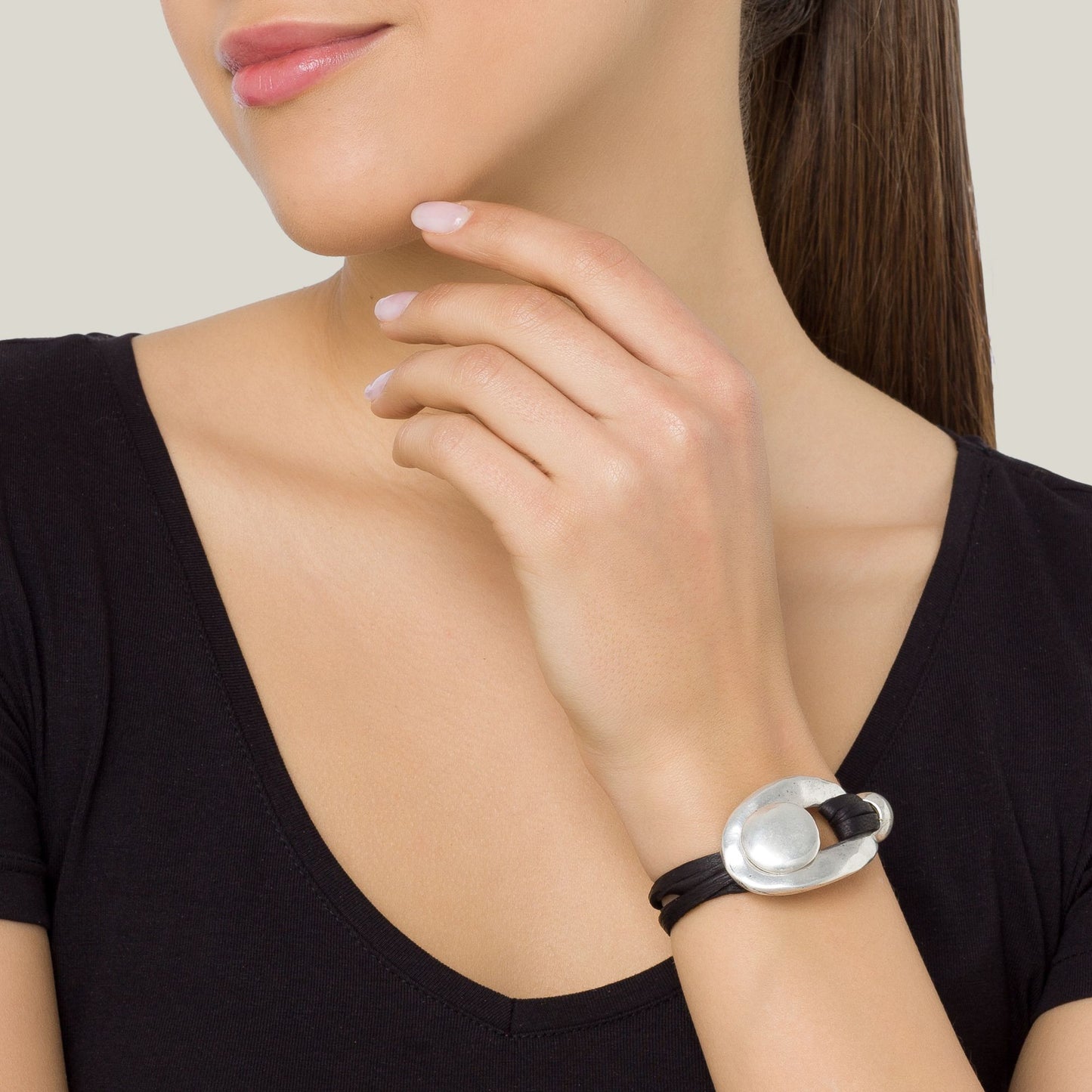 Pulsera multipiel plata "Central" chapdo y piel negro