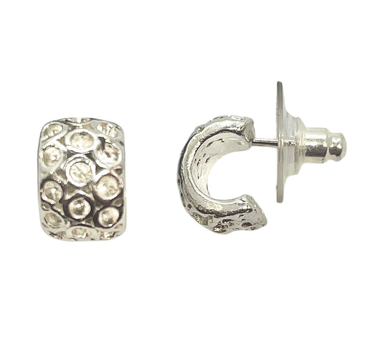 Pendiente Dots medio aro mini en plata 10µ