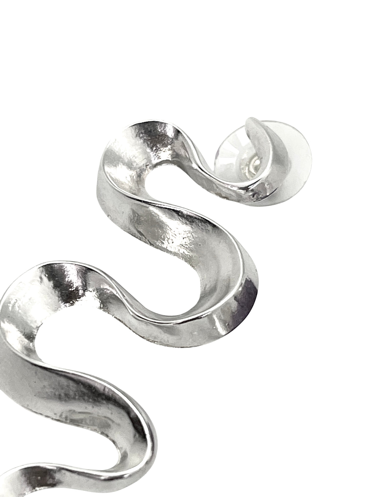 Pendiente Serpentina en plata 10µ y dorado