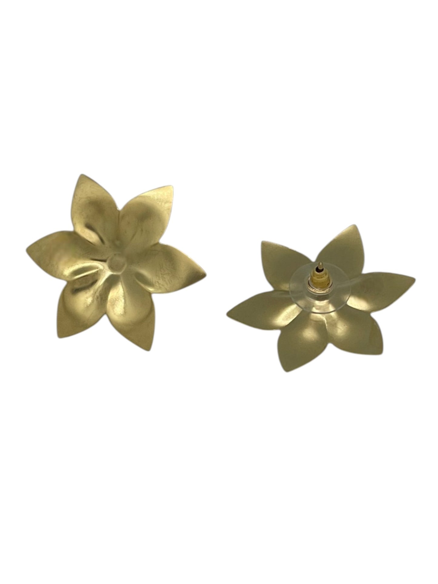 Pendiente flor 3D margarita laton plata10µ o dorado