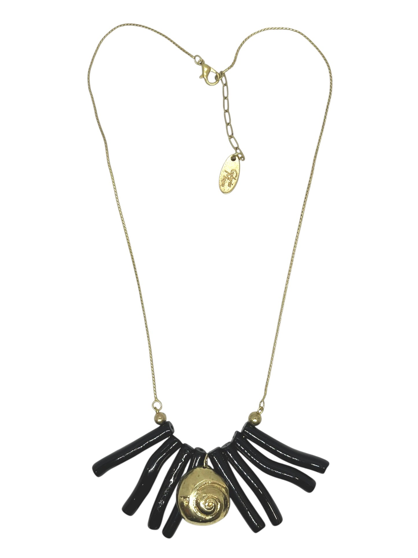 Gargantilla coral negro y caracola plata 10µ o dorado