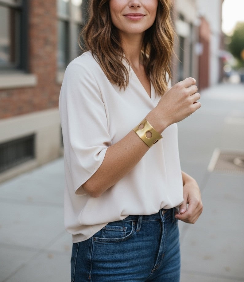 Brazalete pulsera ancha latón Elipse dorado chapado Gloria Mago design