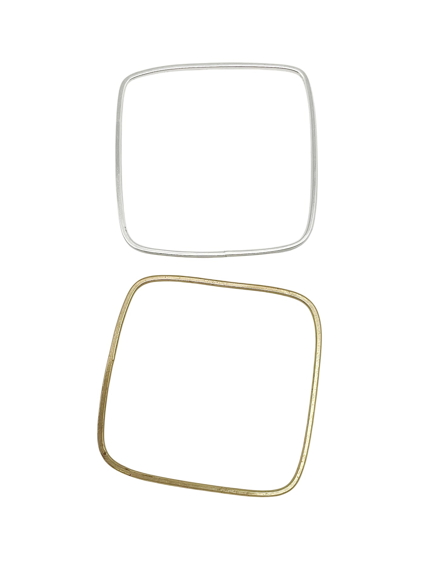 Pulseras tipo Aro Cuadradas pack oro-plata. Latón chapado