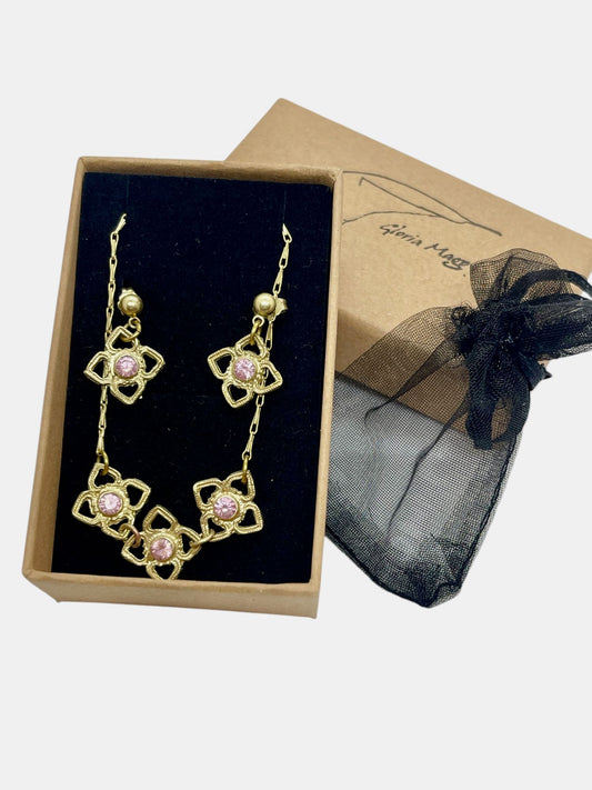 Pulseira elástica com pérolas e moedas de prata