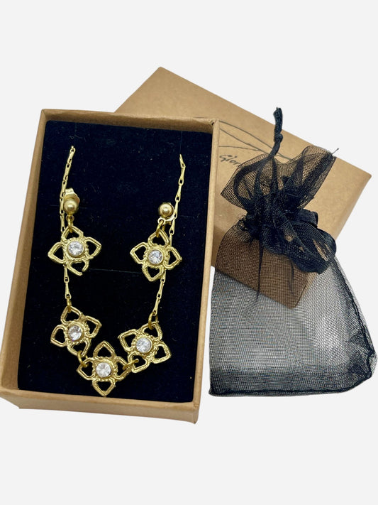 Pulseira elástica com pérolas e moedas de prata
