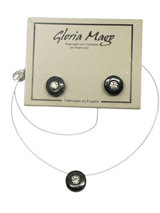 Conjunto de pendiente y collar invisible con cristales de SW cristal