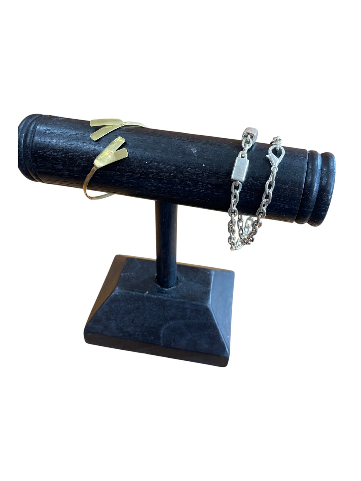 Expositor pulseras tubo madera exotica tallado 1 linea en negro