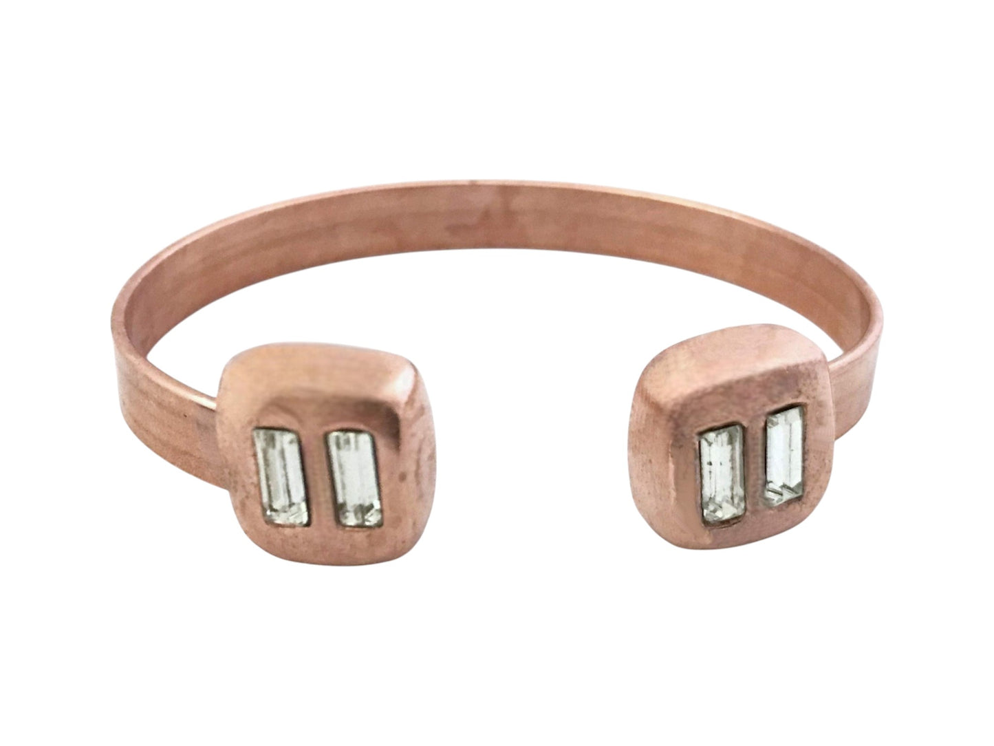 Pulsera DeCobre con detalles cristales de Sw en plata 10µ o cobre. Ajustable
