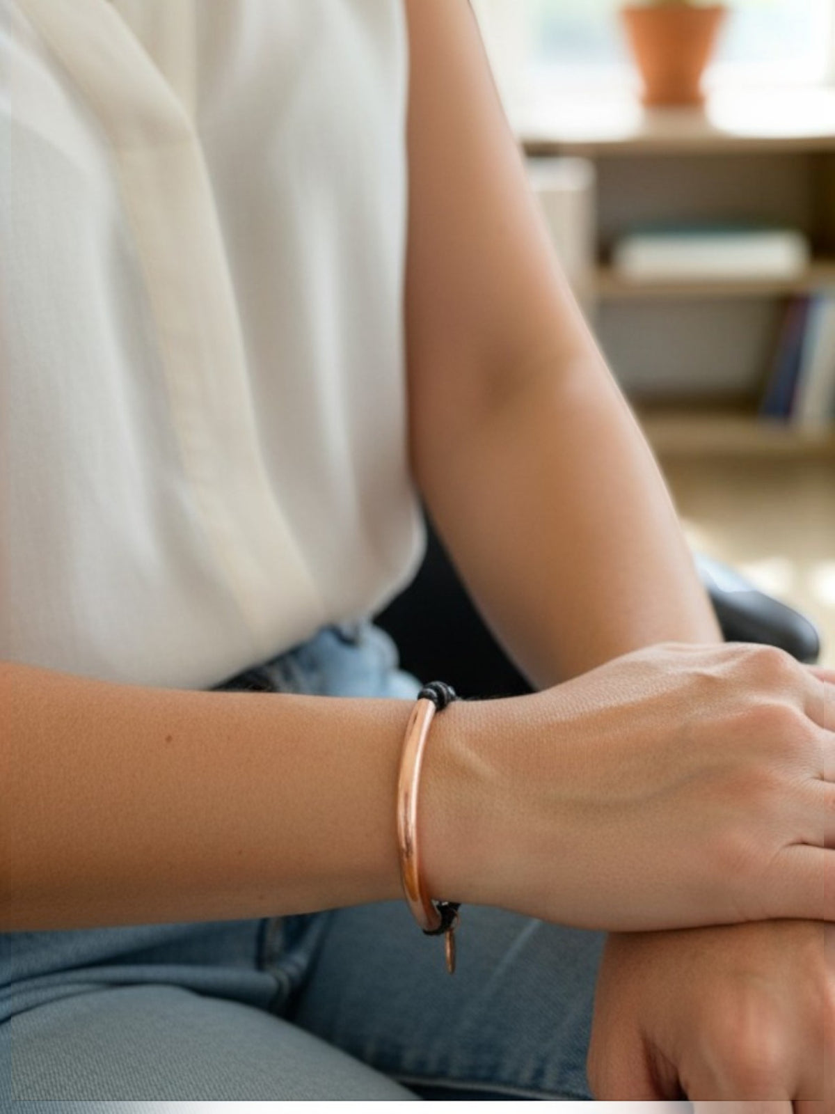 Pulsera DeCobre cuero y tubo nudo corredizo