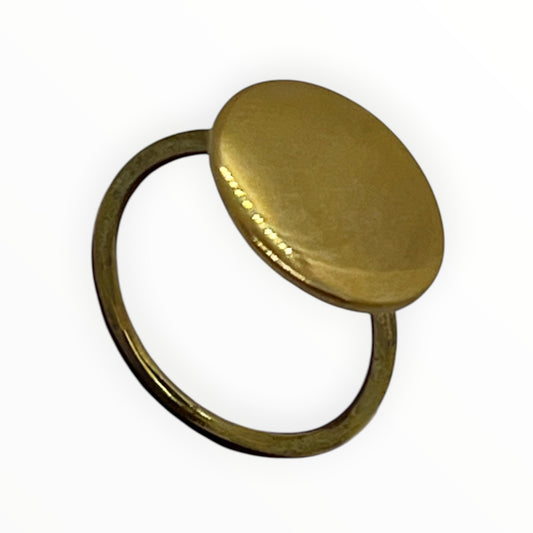 Anillo latón sello liso minimal en dorado