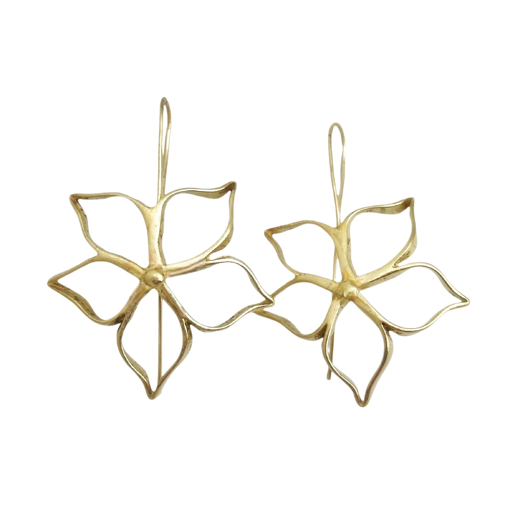 pendiente Gloria Mago dorado flor calidad españa diseño
