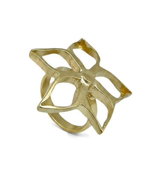 Anillo flor dorado oro latón Gloria Mago diseño exclusivo moda accesorio fabricante