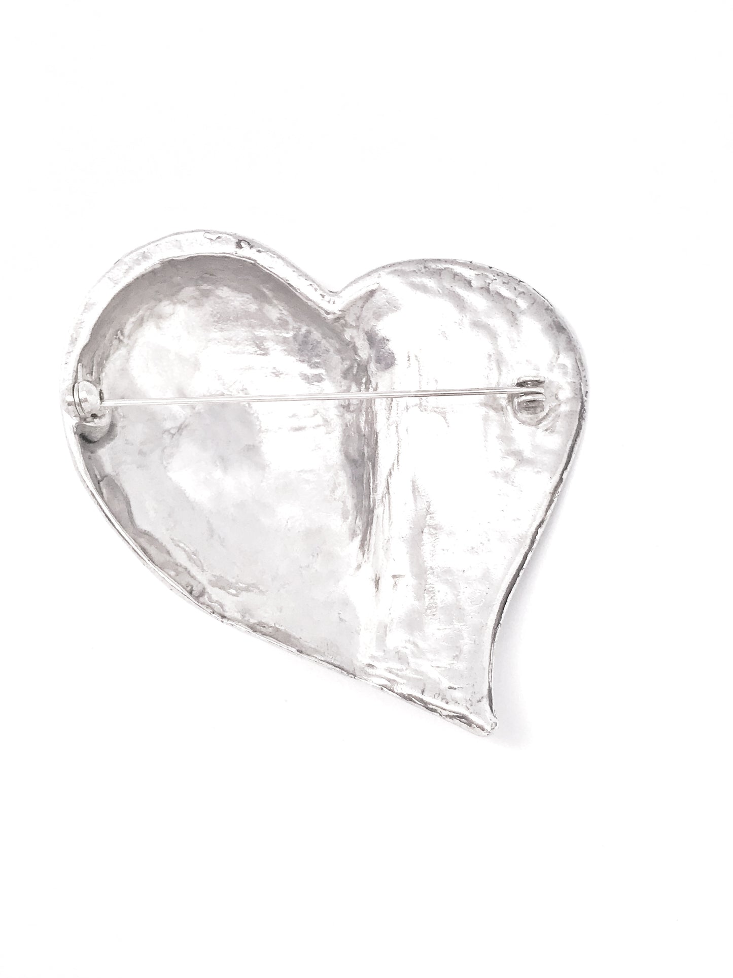 Broche corazón plata zamak chapado 7.5x6.5cm