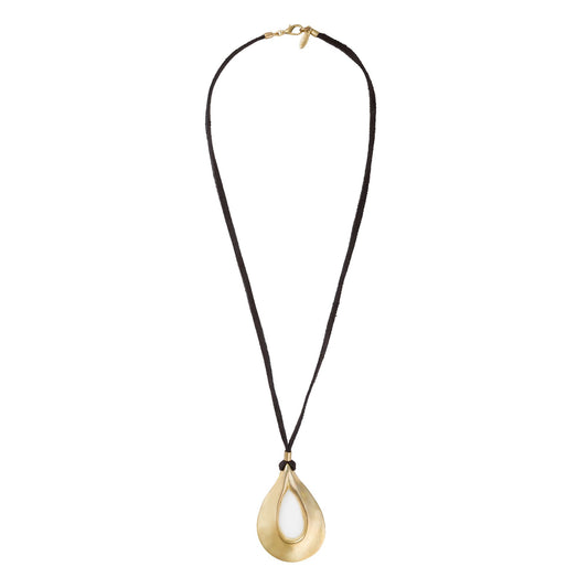 Collar largo con gran lagrima central en dorado